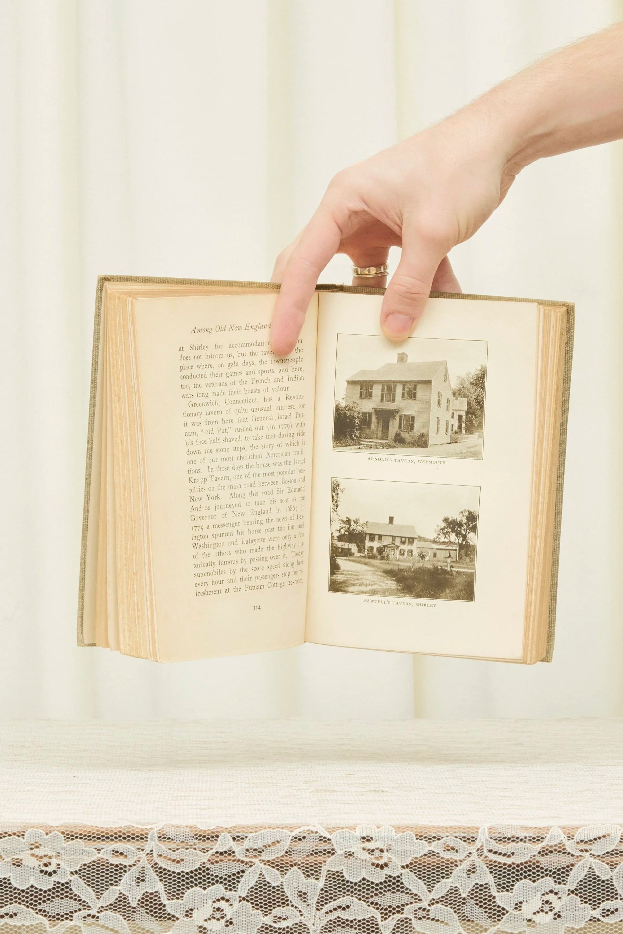 Antique Little Pilgrimage's Among New England Inn's Book (1907)