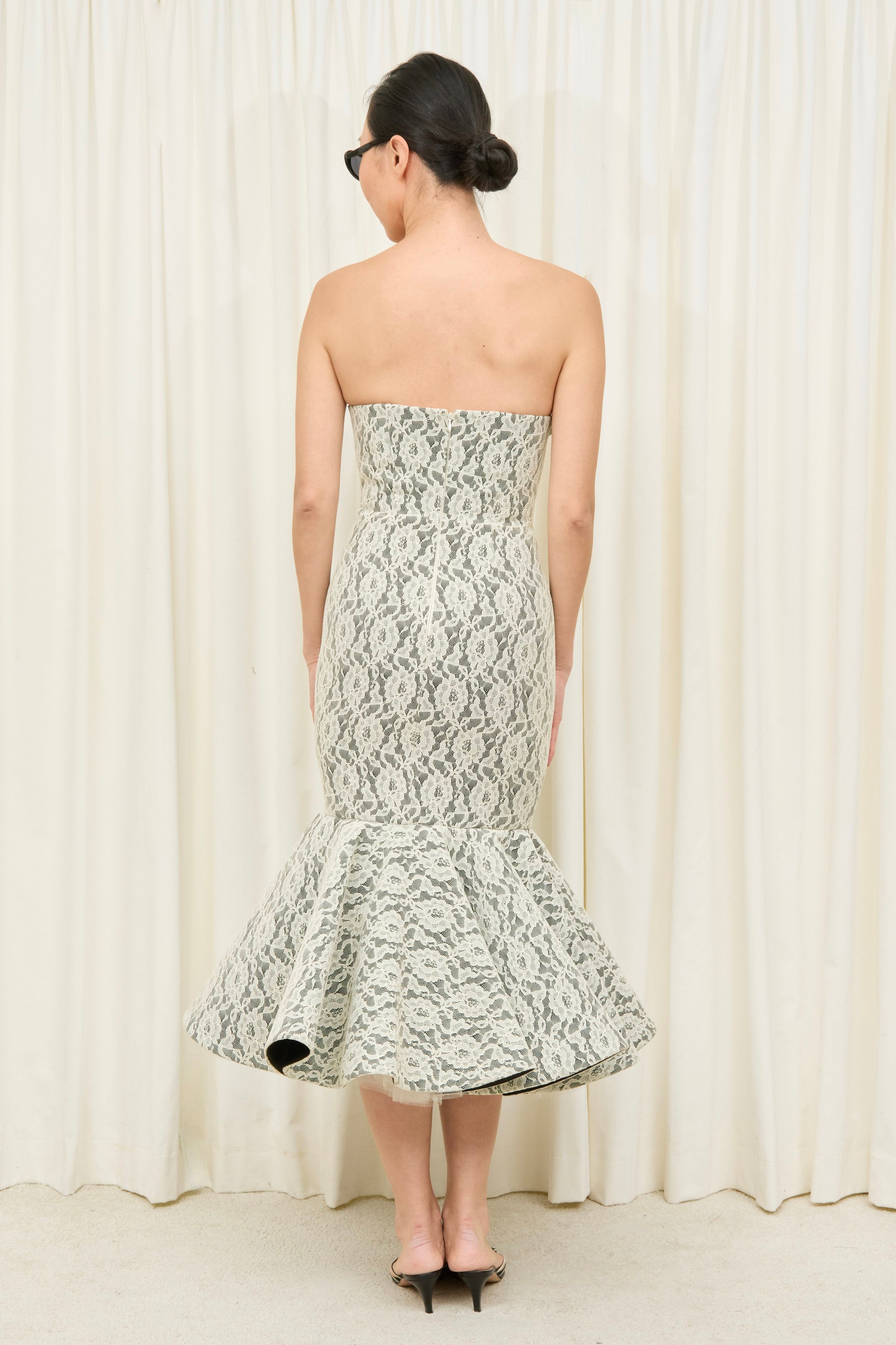Flossy Lace Layered Mermaid Gown