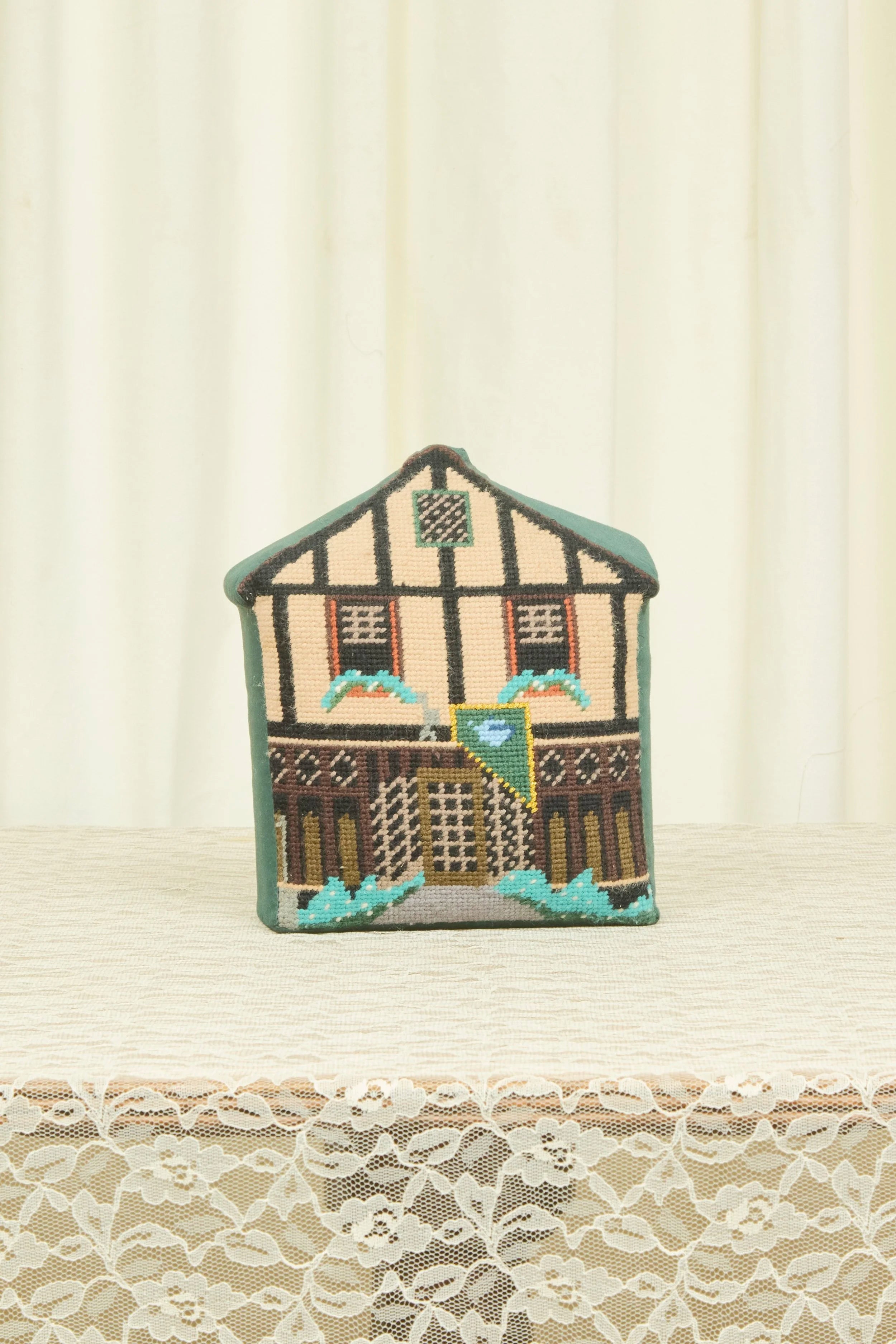 Vintage House Needlepoint Pillow/Object