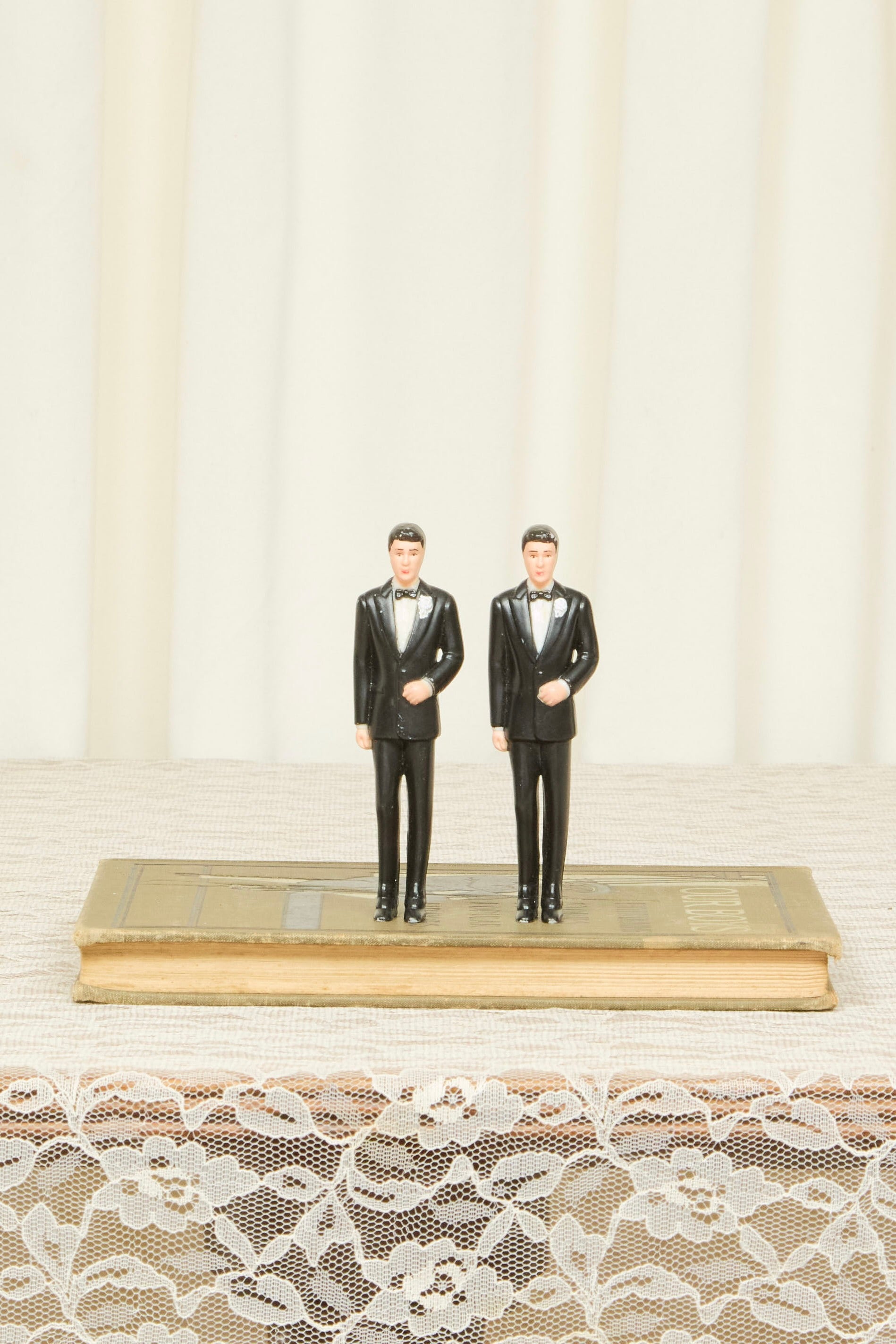 Vintage Gay Couple Cake Toppers Set/2
