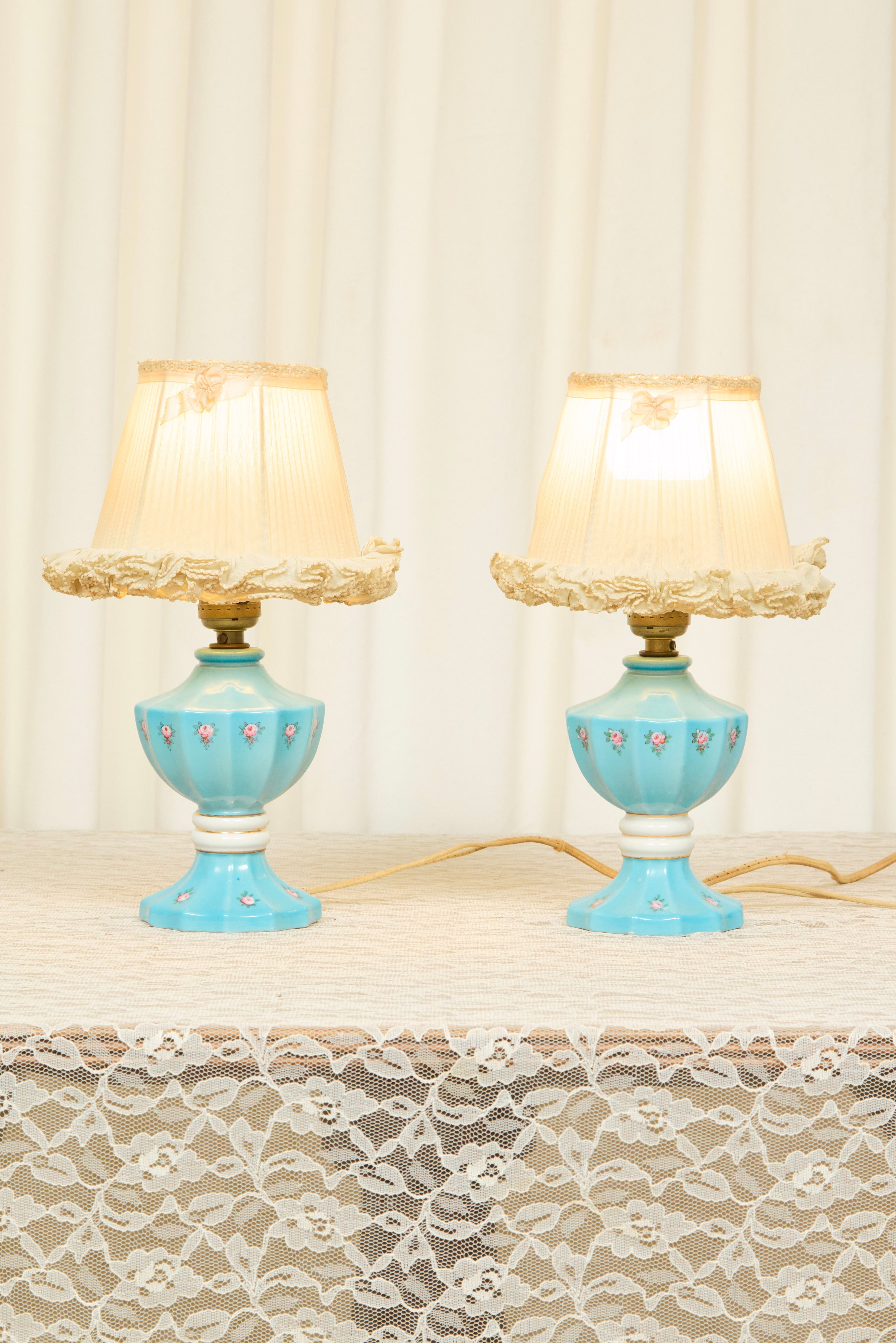 Vintage Foral Lamps w/ Ruffle Shade Set/2