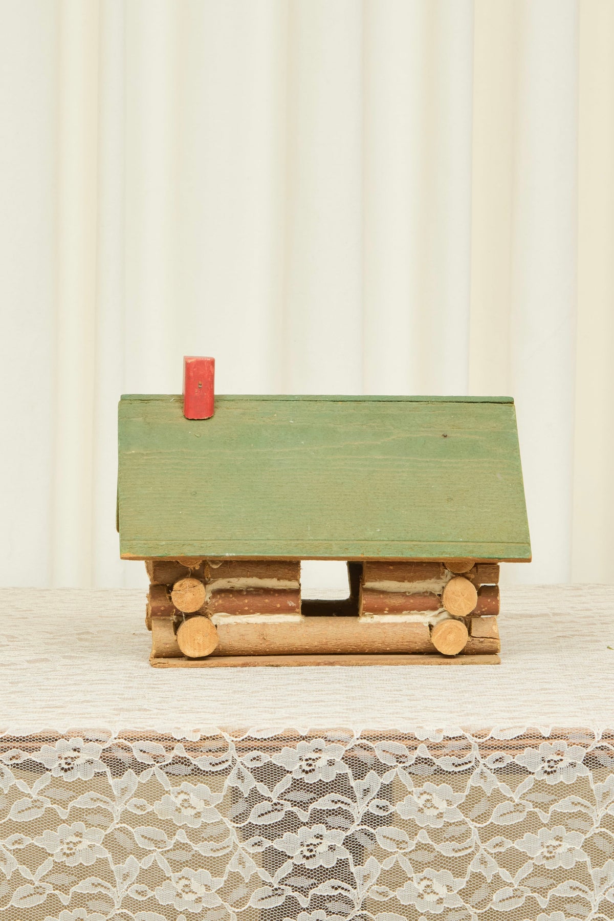 Vintage Log House Cabin Model