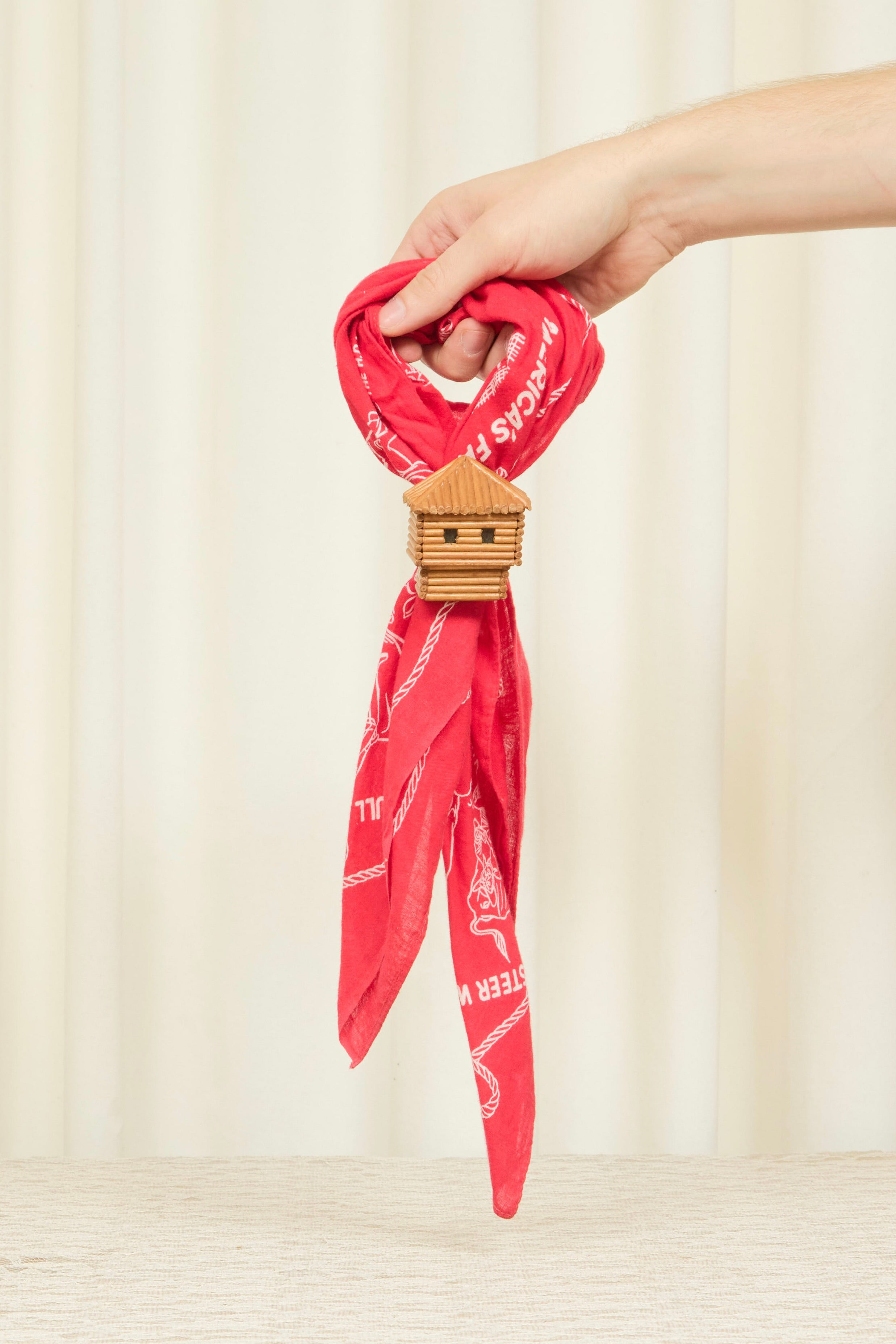 Vintage Log Cabin Bolo Tie