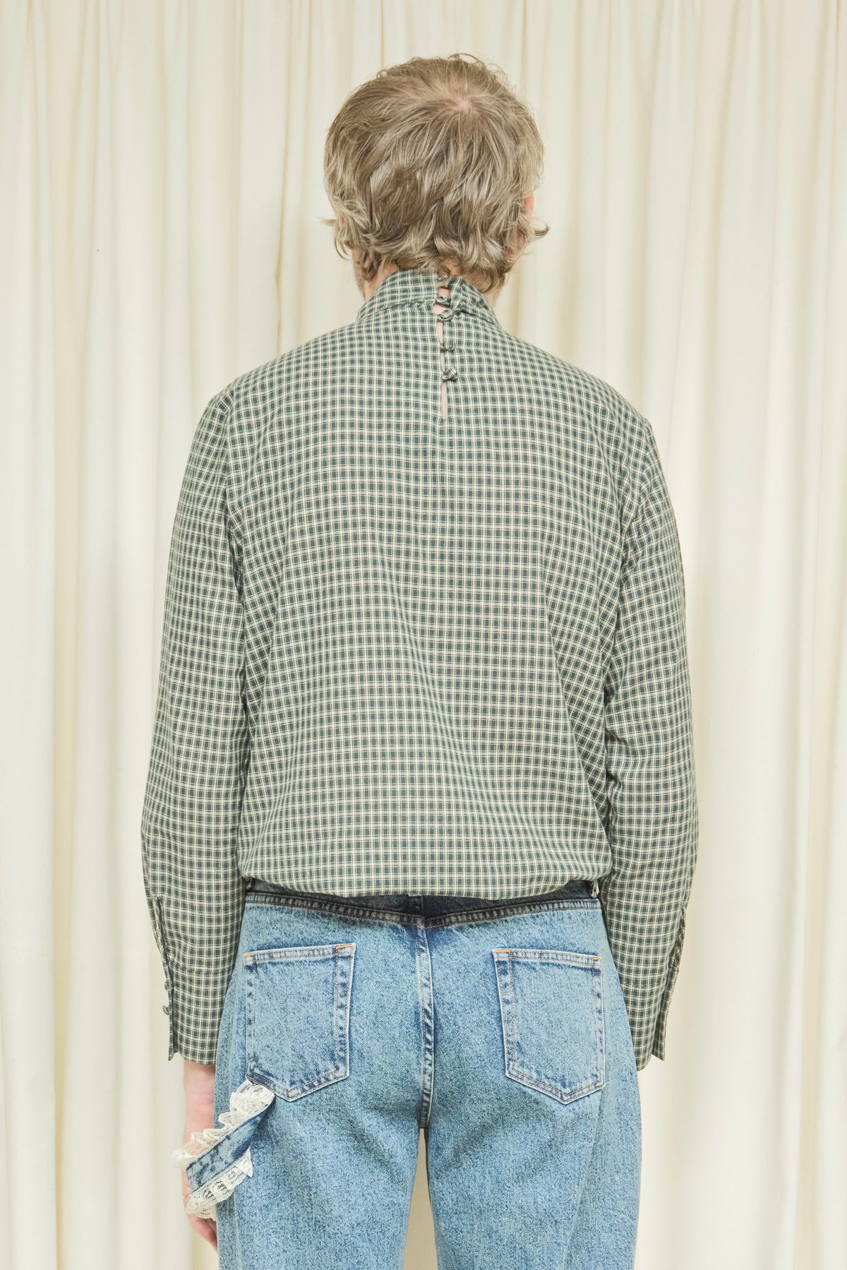 Laurence Plaid Pussybow Shirt