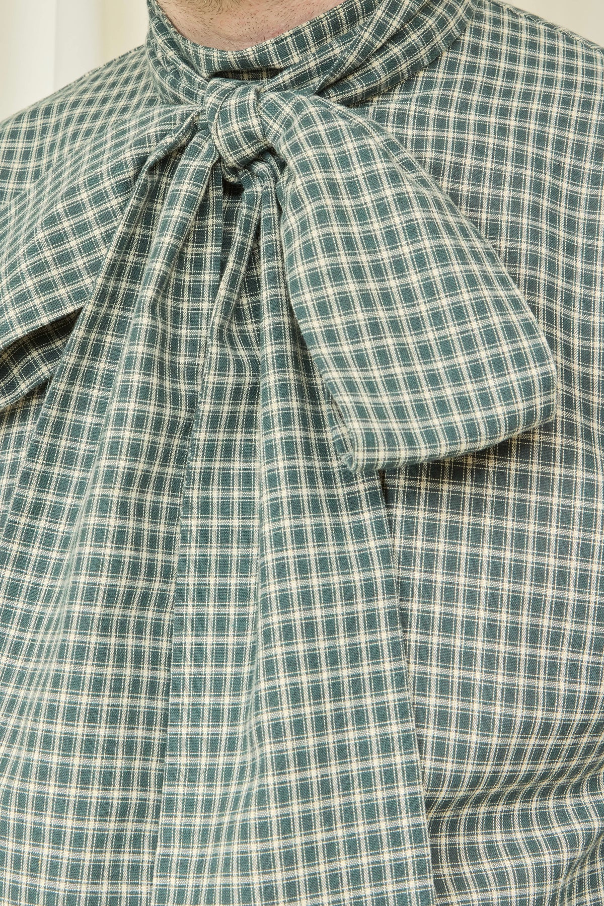 Laurence Plaid Pussybow Shirt
