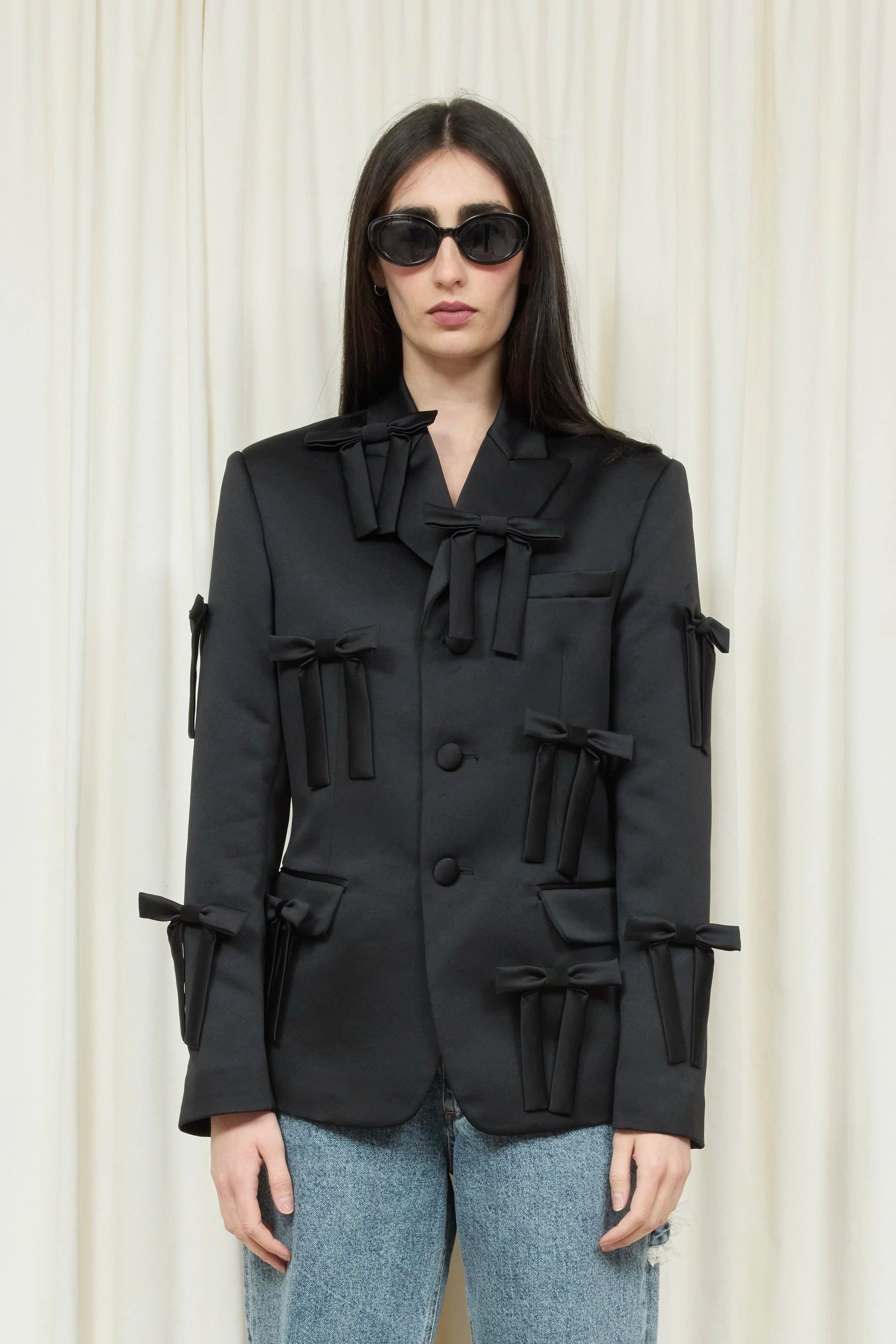 Walt Monochromatic Bow Blazer