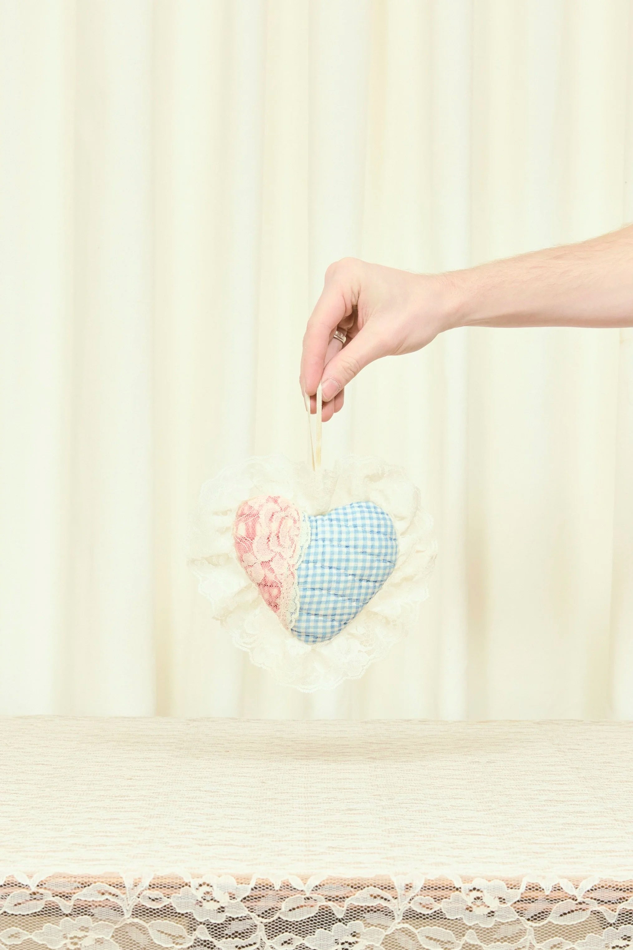 Vintage Quilted Heart Pillow Set/2