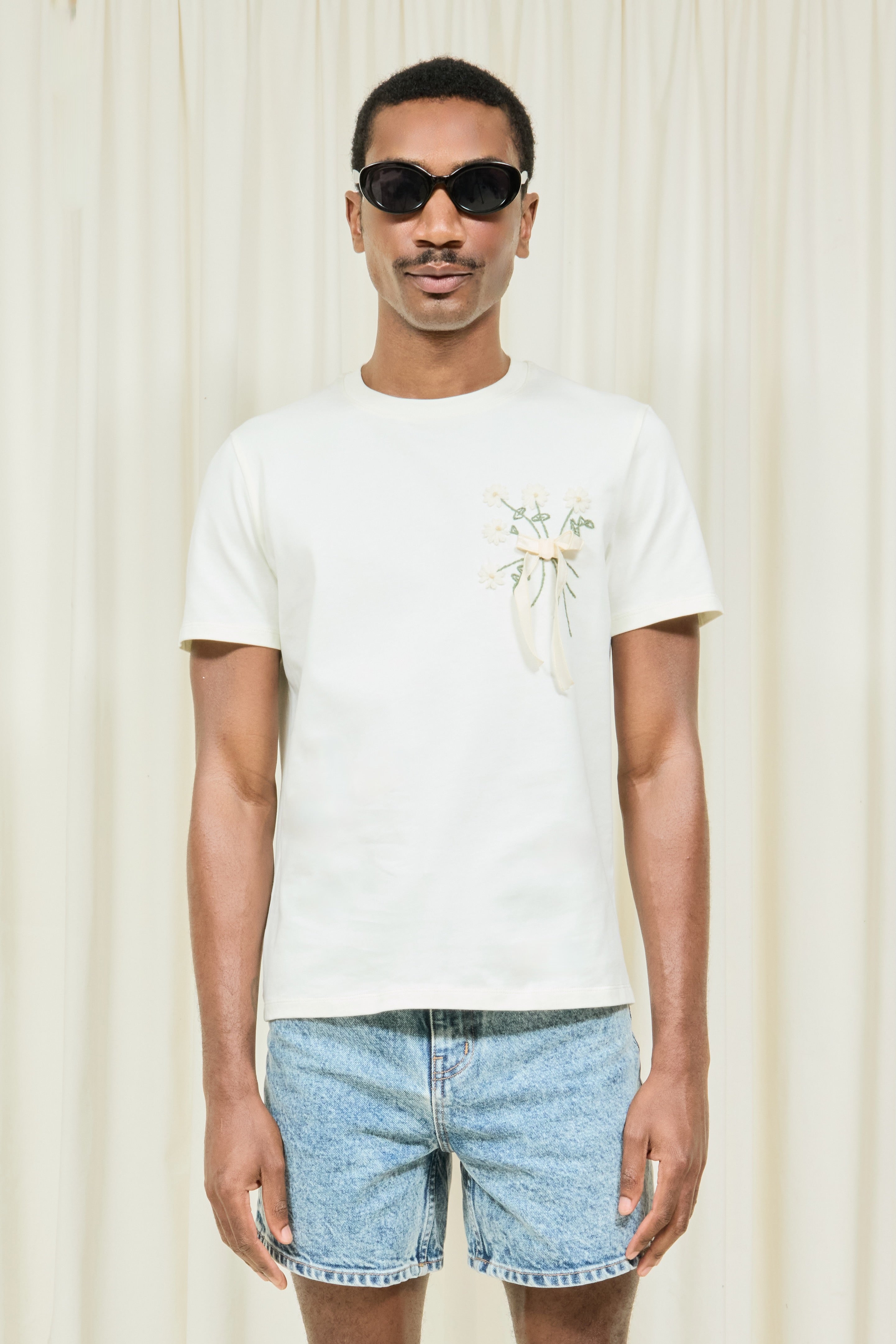 Arnold Daisy Bouquet Tee