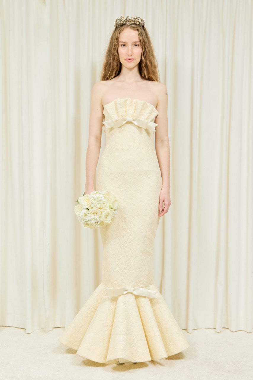 Flossy Lace Layer Mermaid Gown