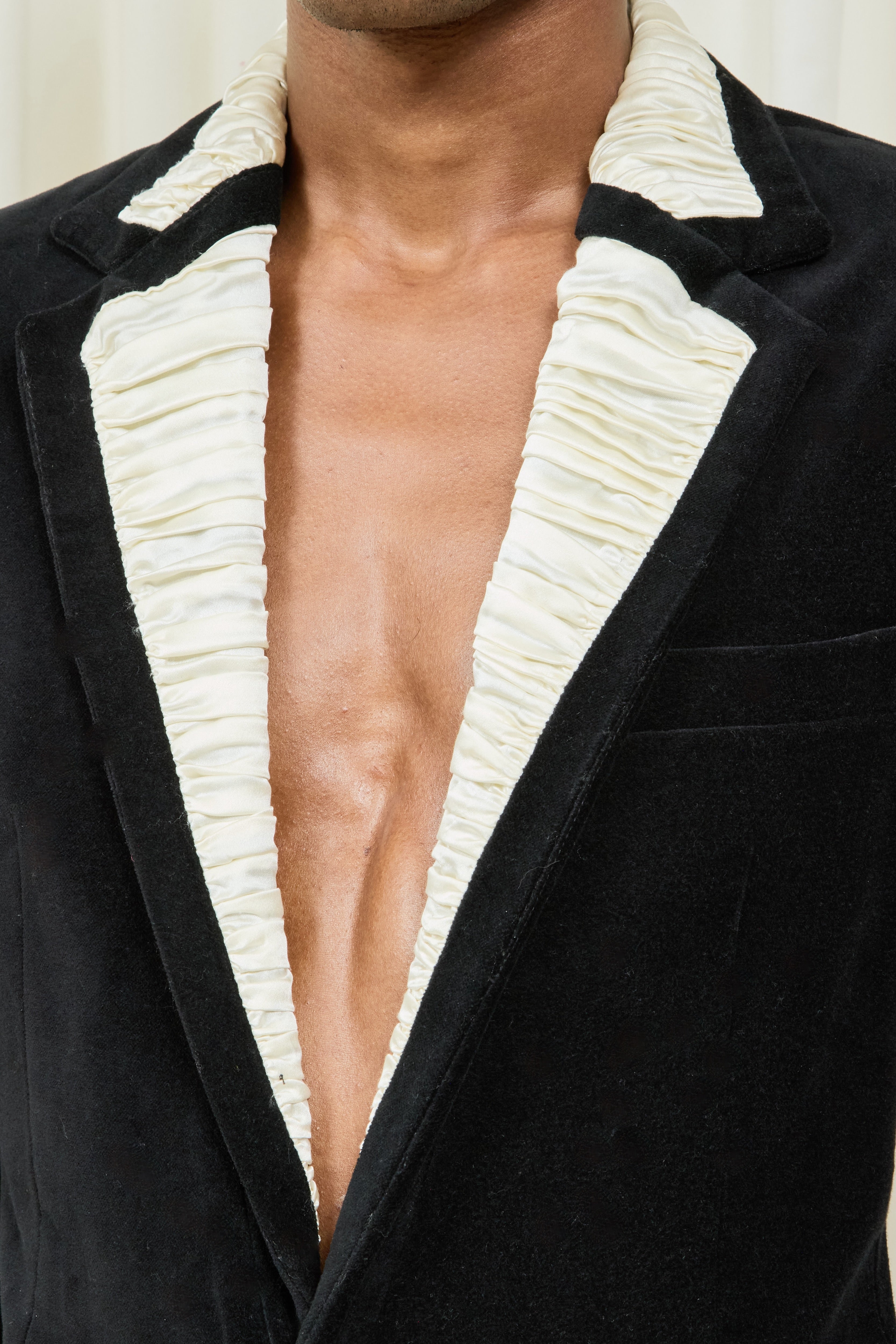 Norman Ruched Lapel Velvet Blazer