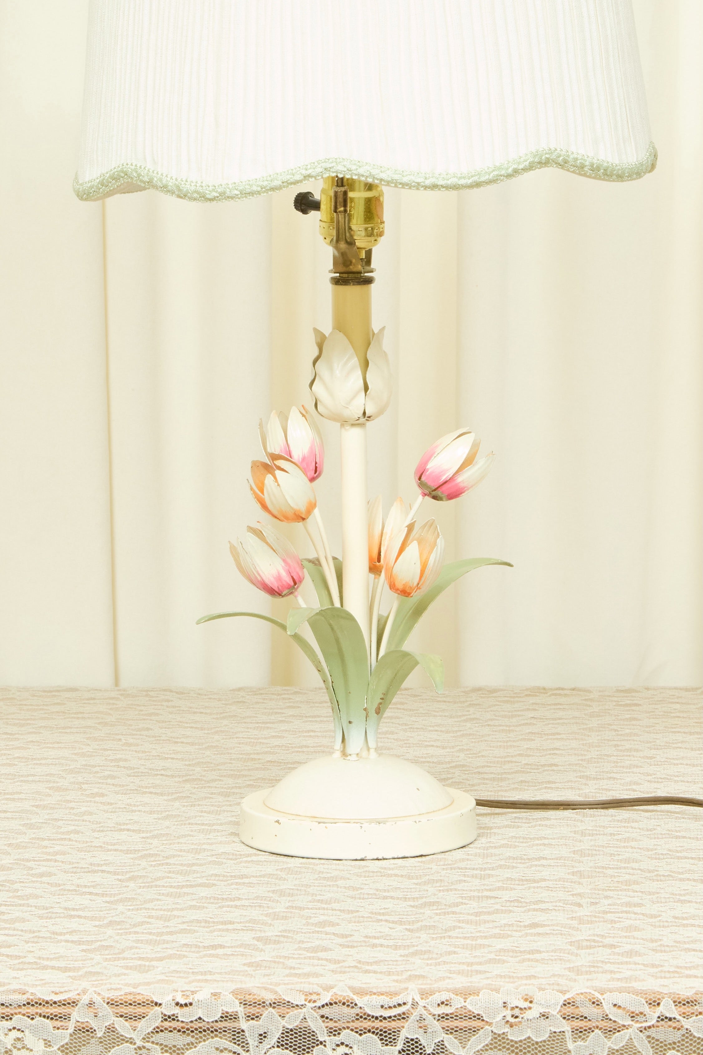 Vintage Metal Tulip Lamp w/ Shade