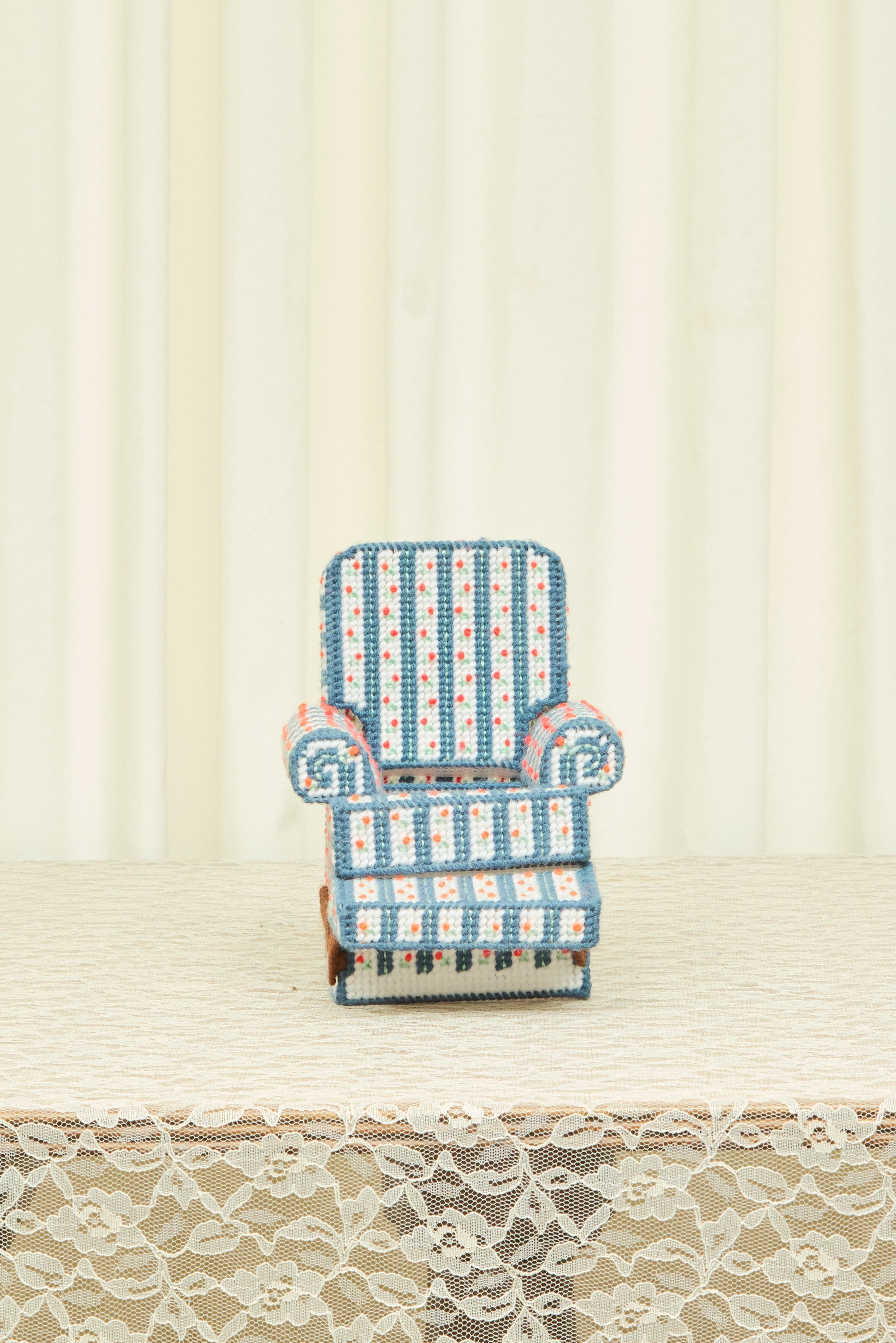 Vintage Needlepoint Recliner Pencil Holder