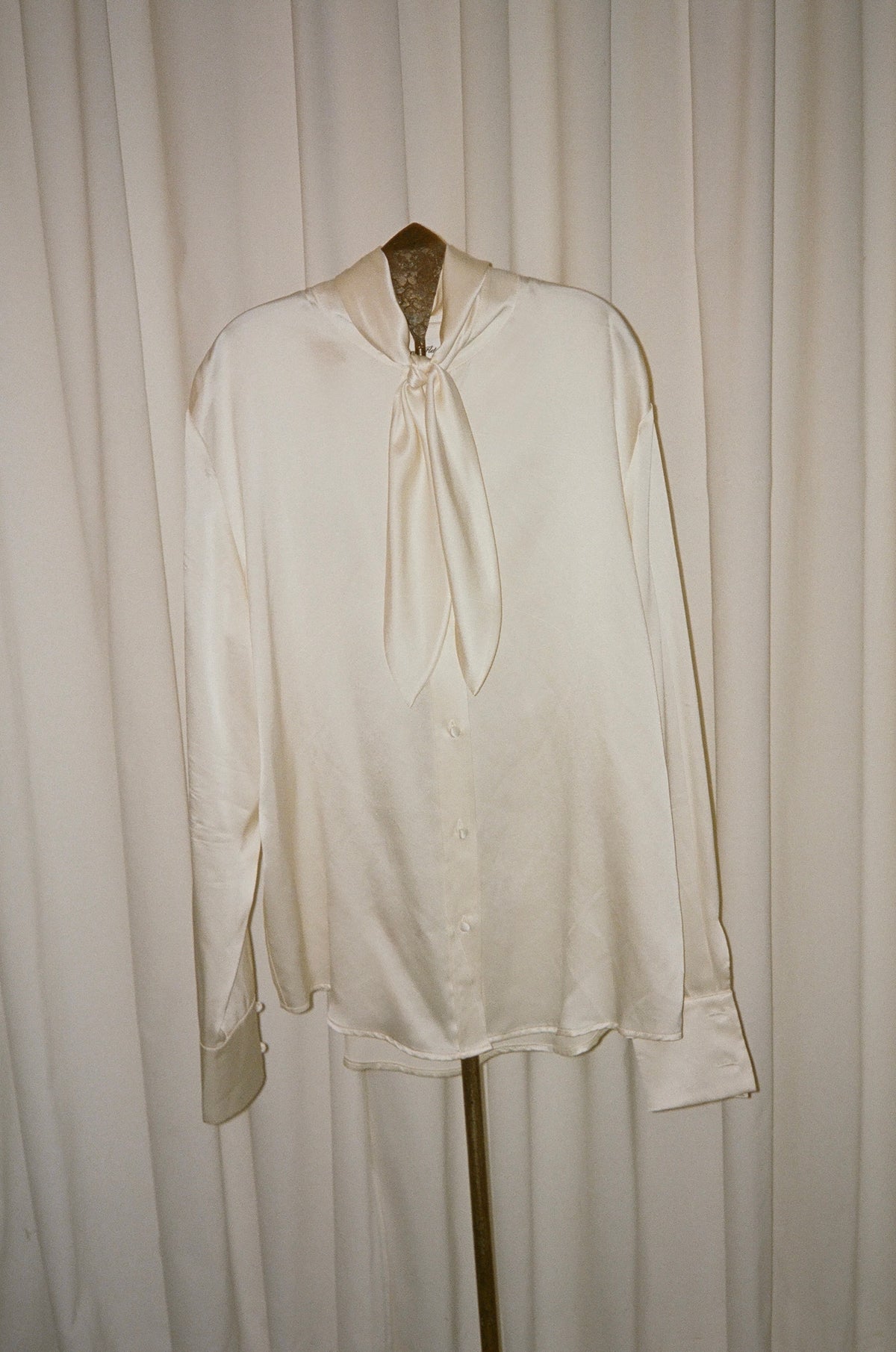 Luther Long Sleeve Tie Shirt