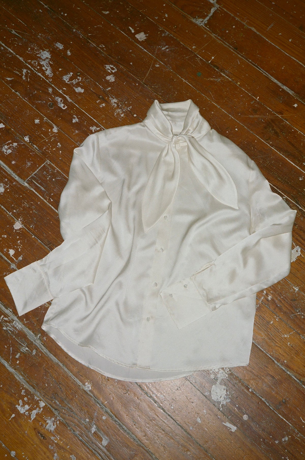 Luther Long Sleeve Tie Shirt