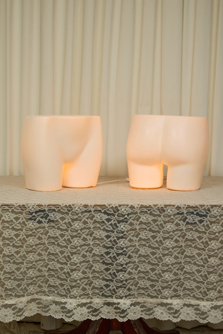 Vintage Blowmold Butt Lamp