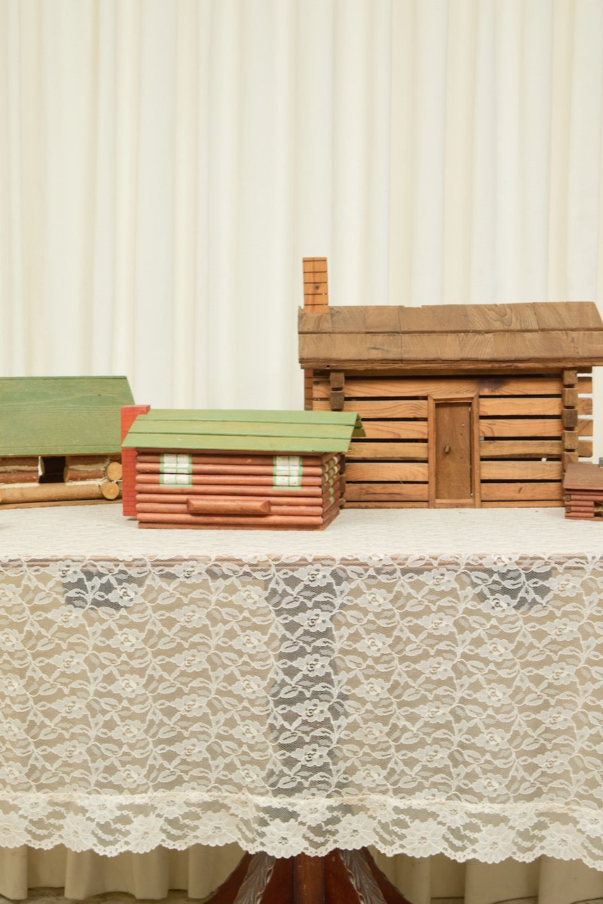 Vintage Log House Cabin Model