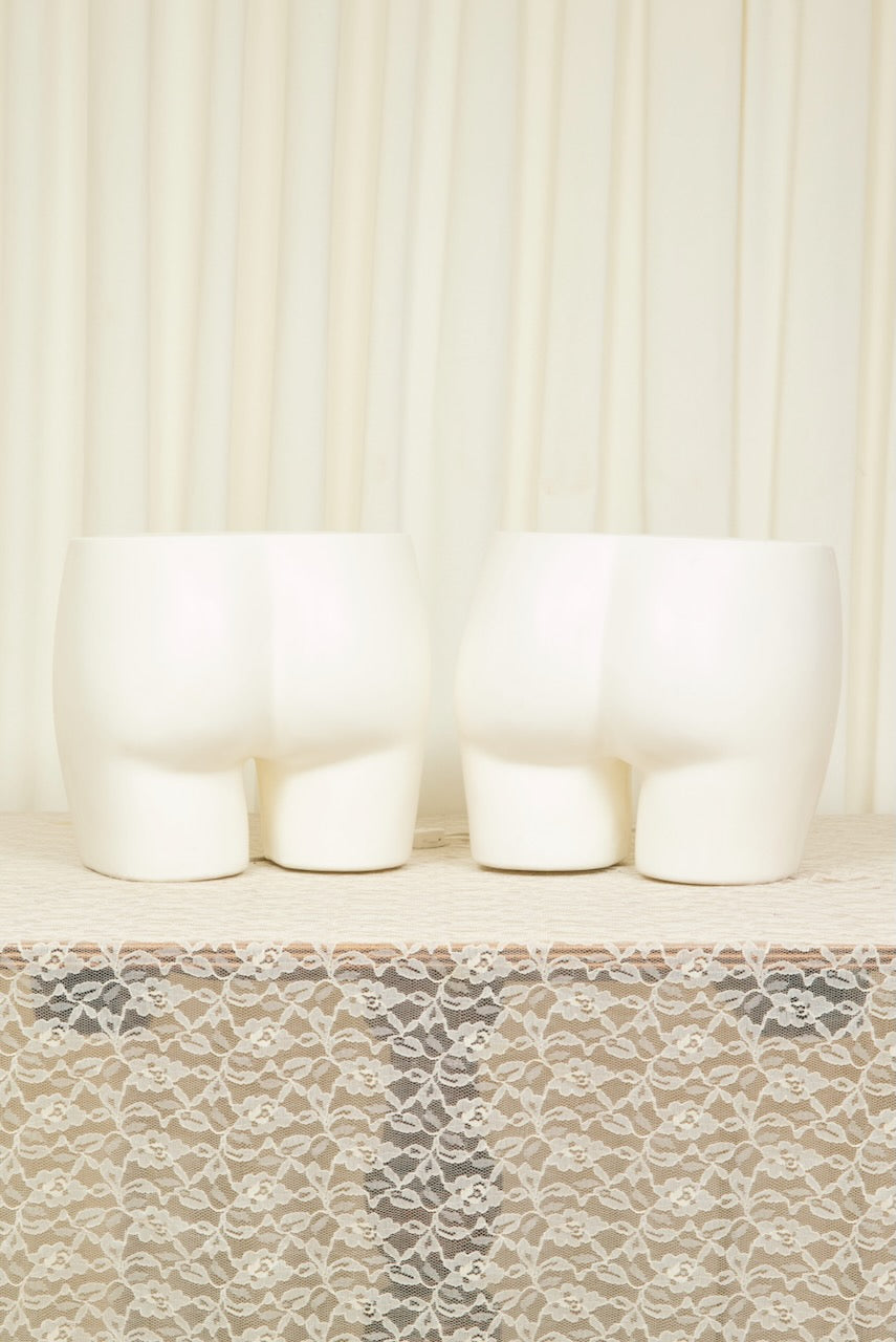 Vintage Blowmold Butt Lamp