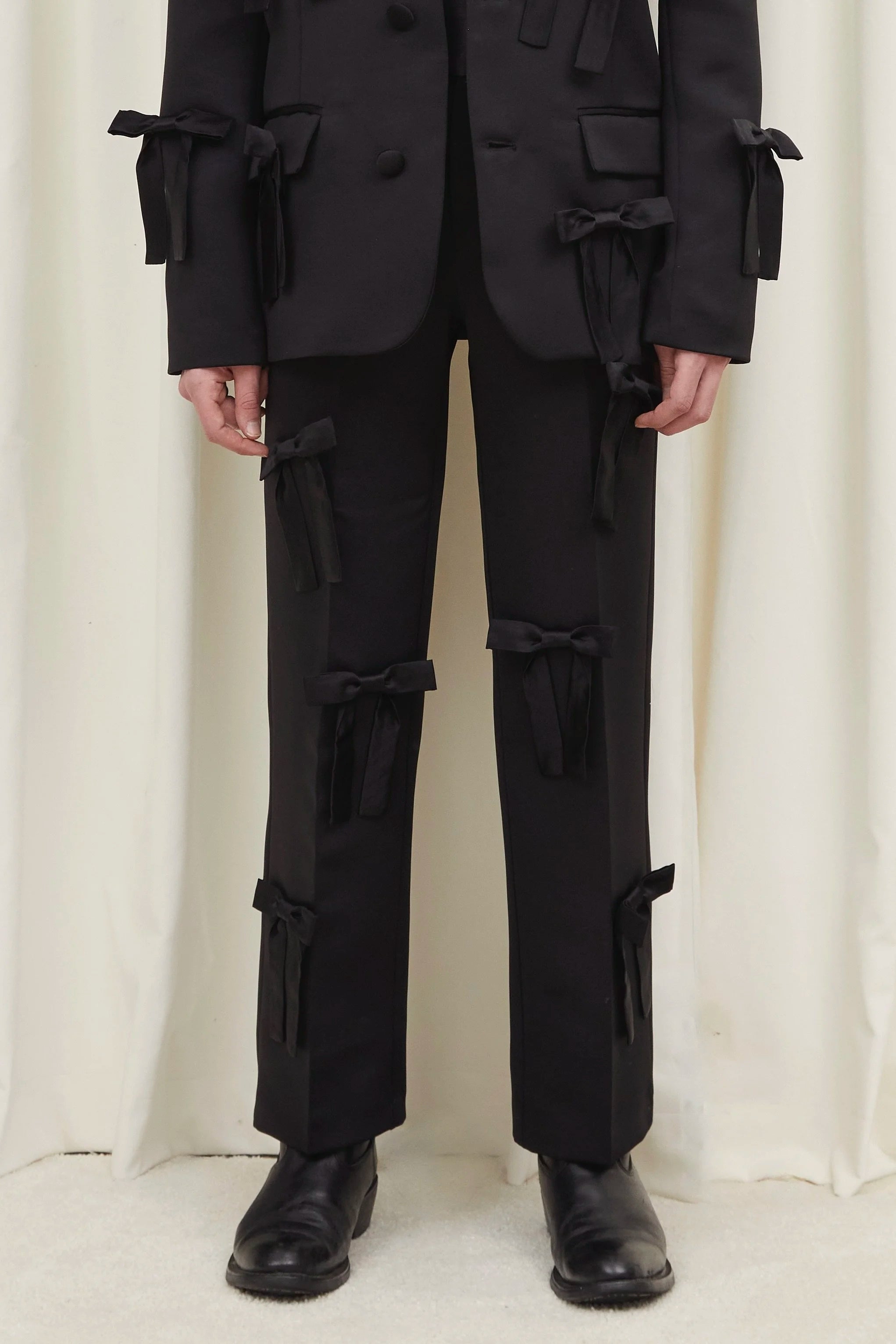 Willie Monochromatic Bow Trouser