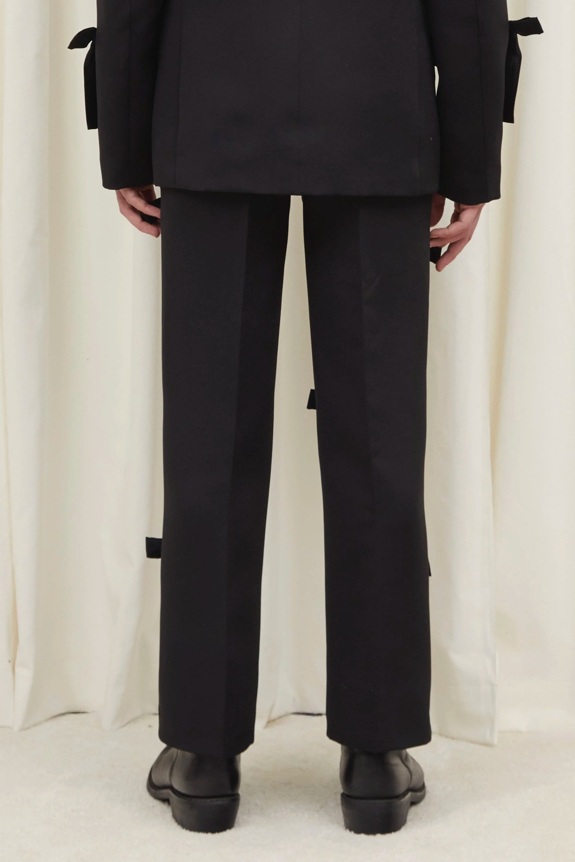 Willie Monochromatic Bow Trouser