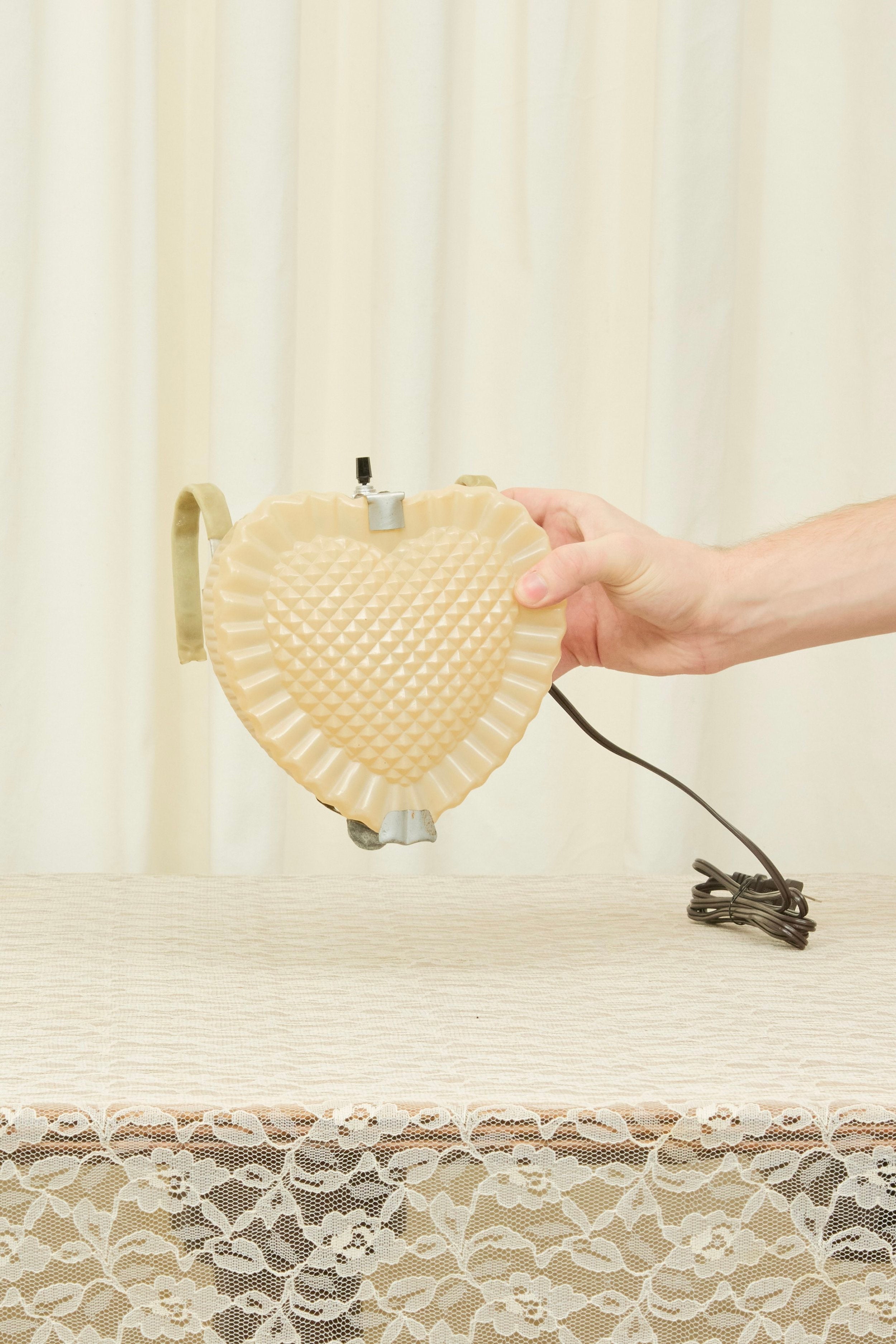 Vintage Leaning Heart Shaped Boudoir Lamp