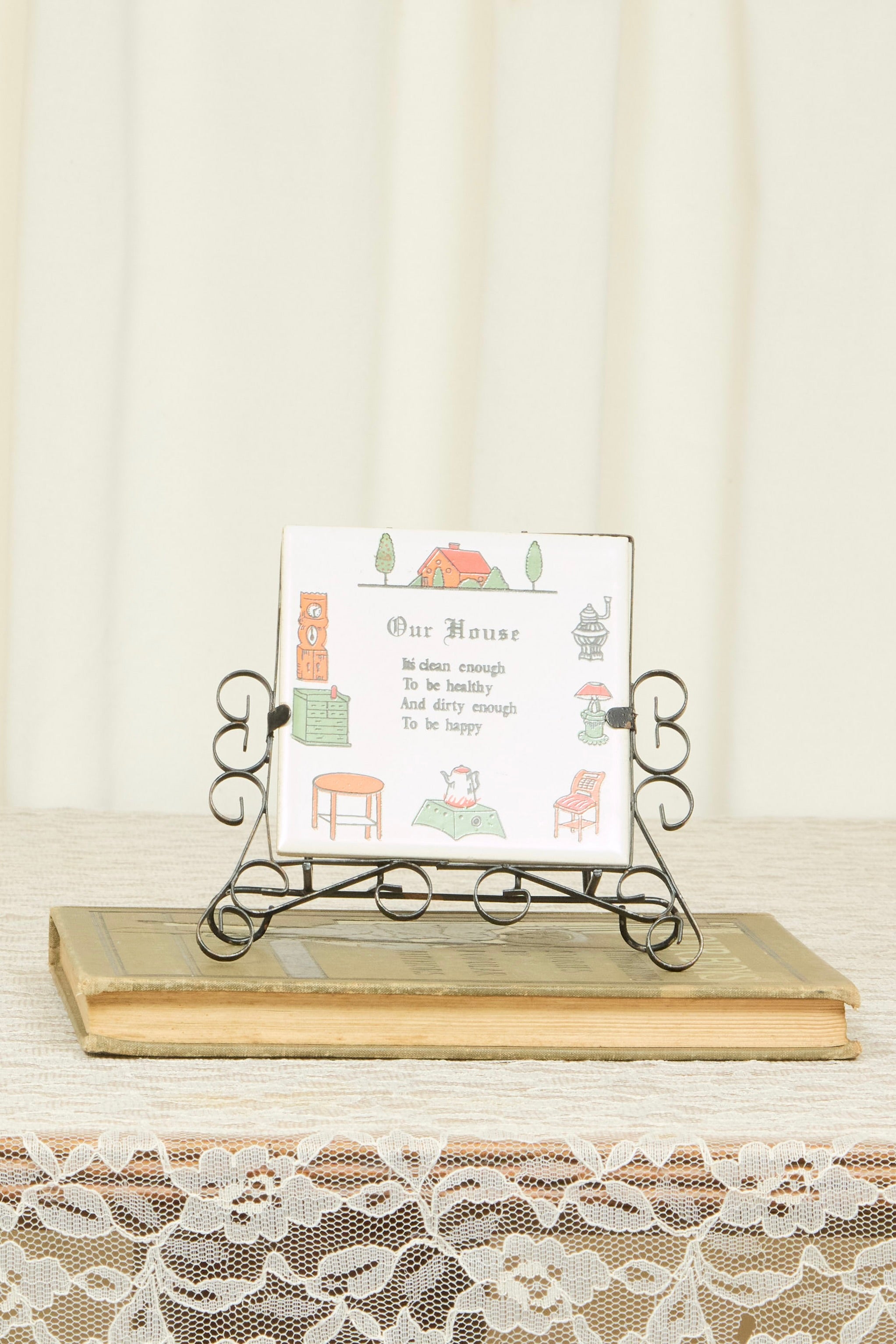 Vintage Trivet Napkin Holder