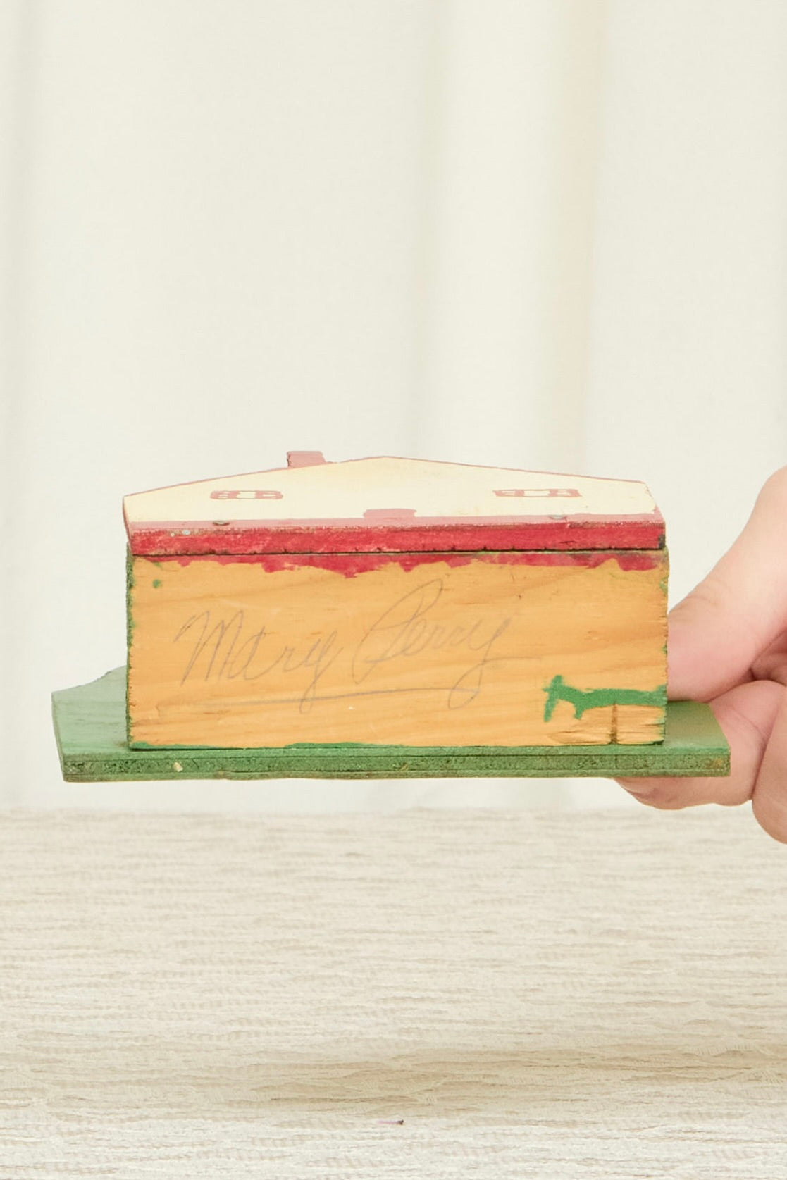 Vintage Wooden House Napkin/Letterholder