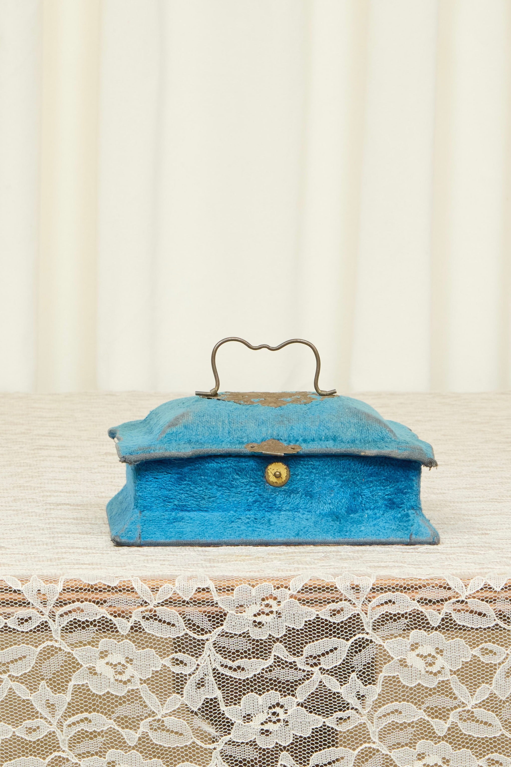 Antique Velvet Trinket/Jewelry Box
