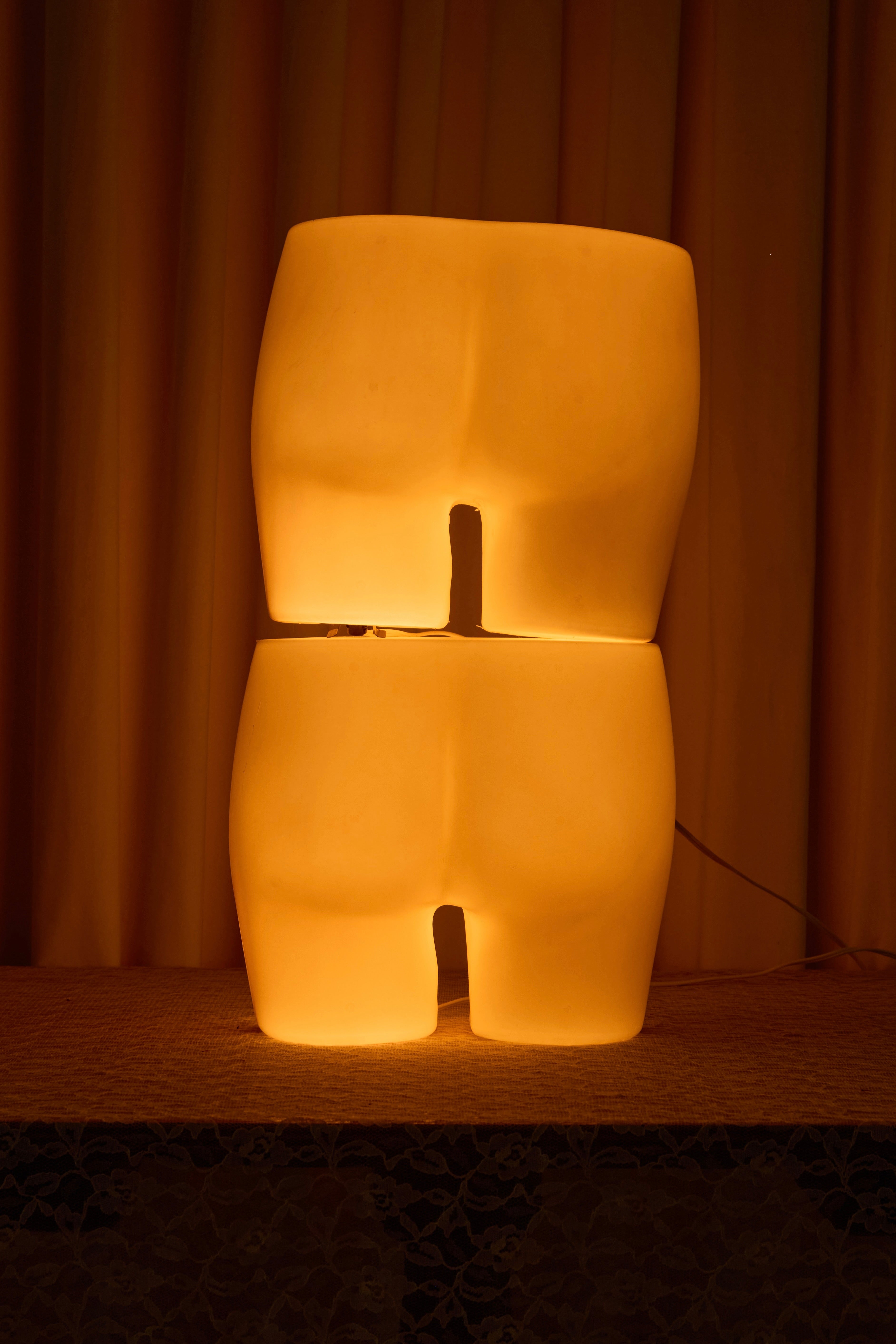 Vintage Blowmold Butt Lamp