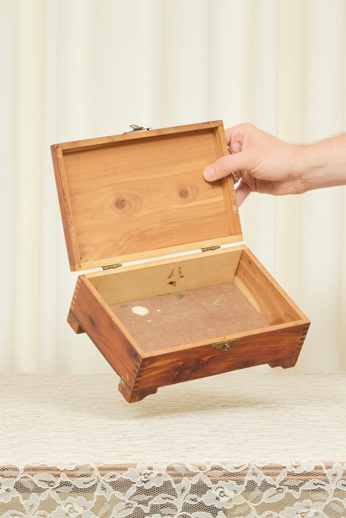 Vintage Hunting Scene Box