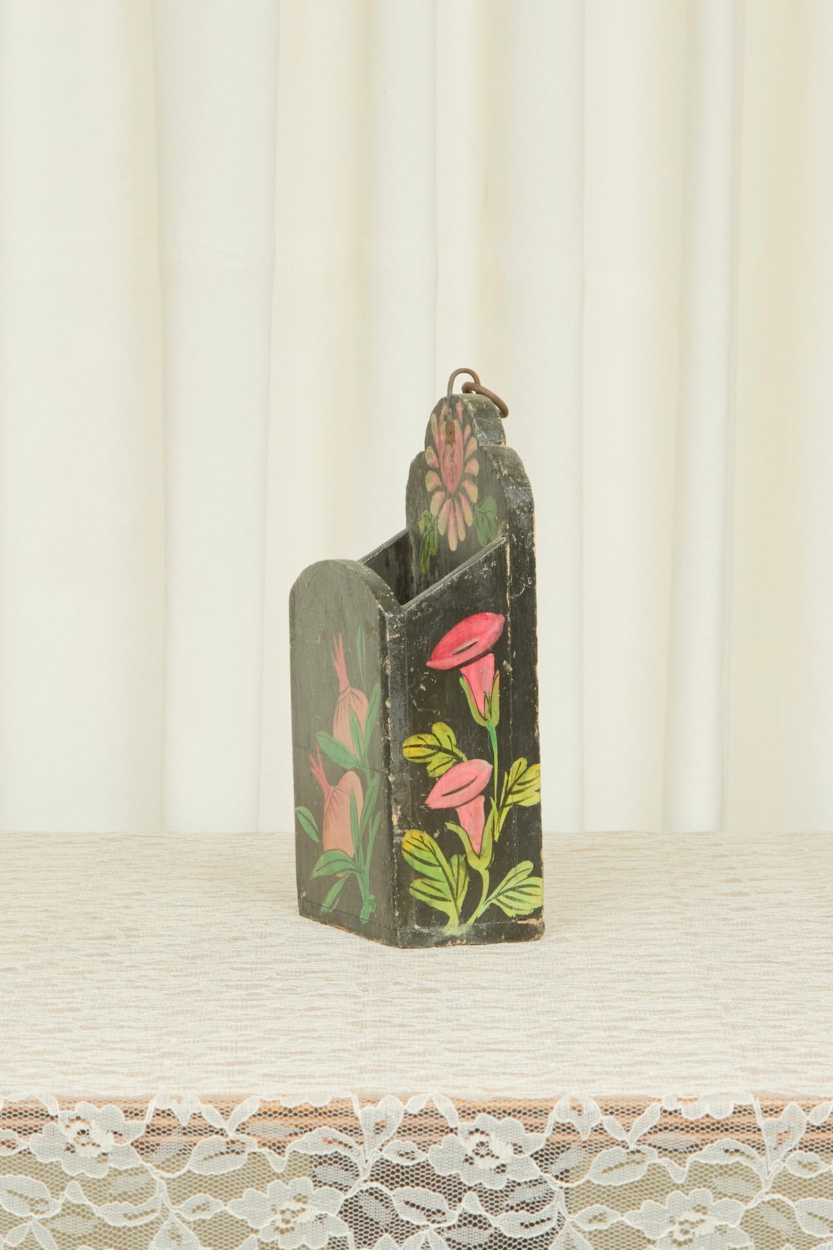 Vintage Hand Painted Onion Box