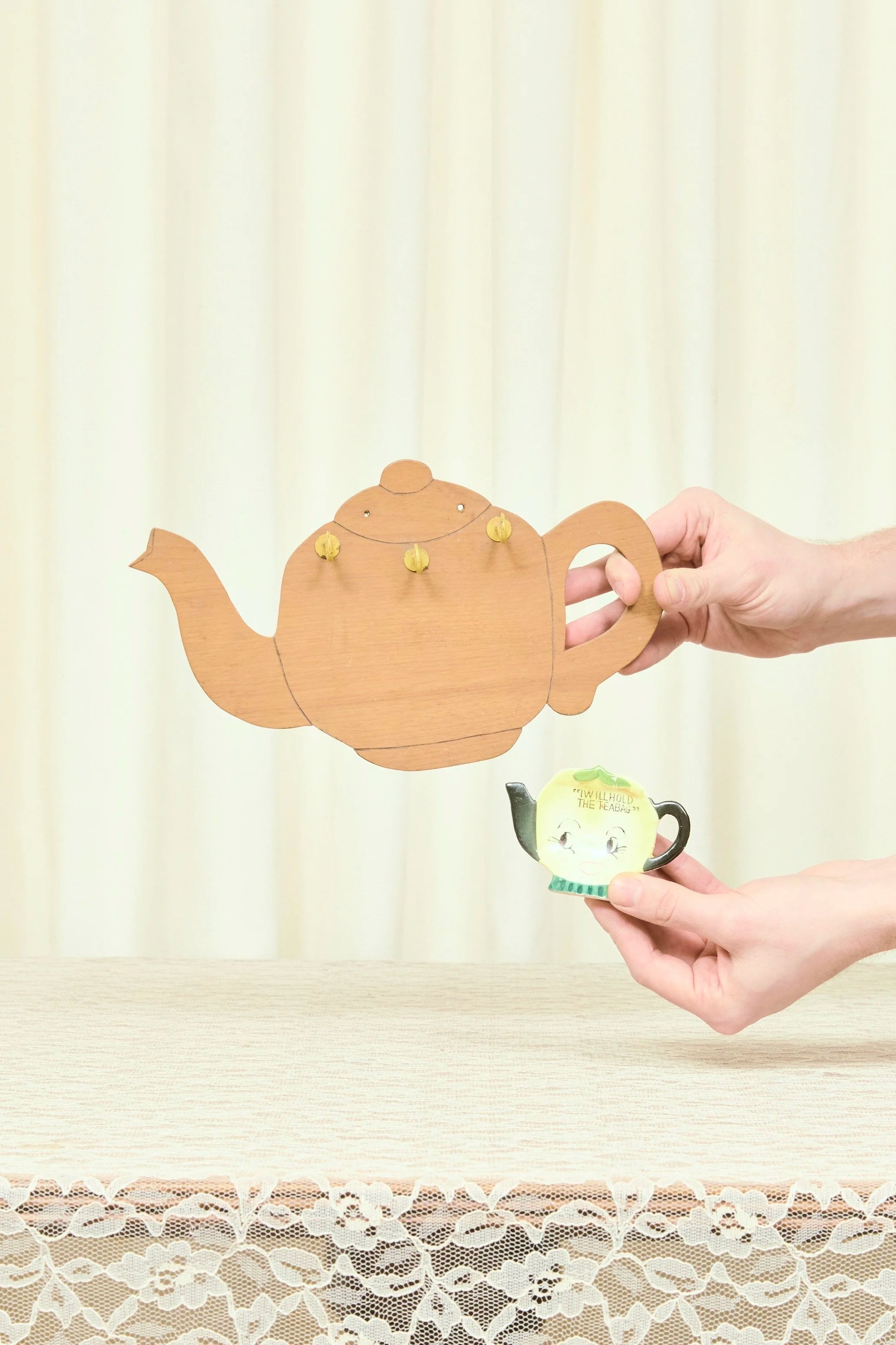 Vintage Teapot Hook and Dish