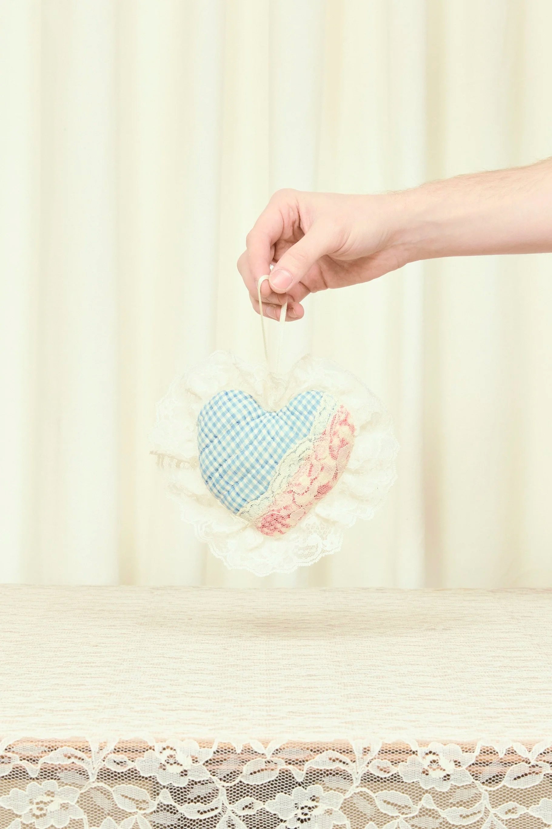 Vintage Quilted Heart Pillow Set/2
