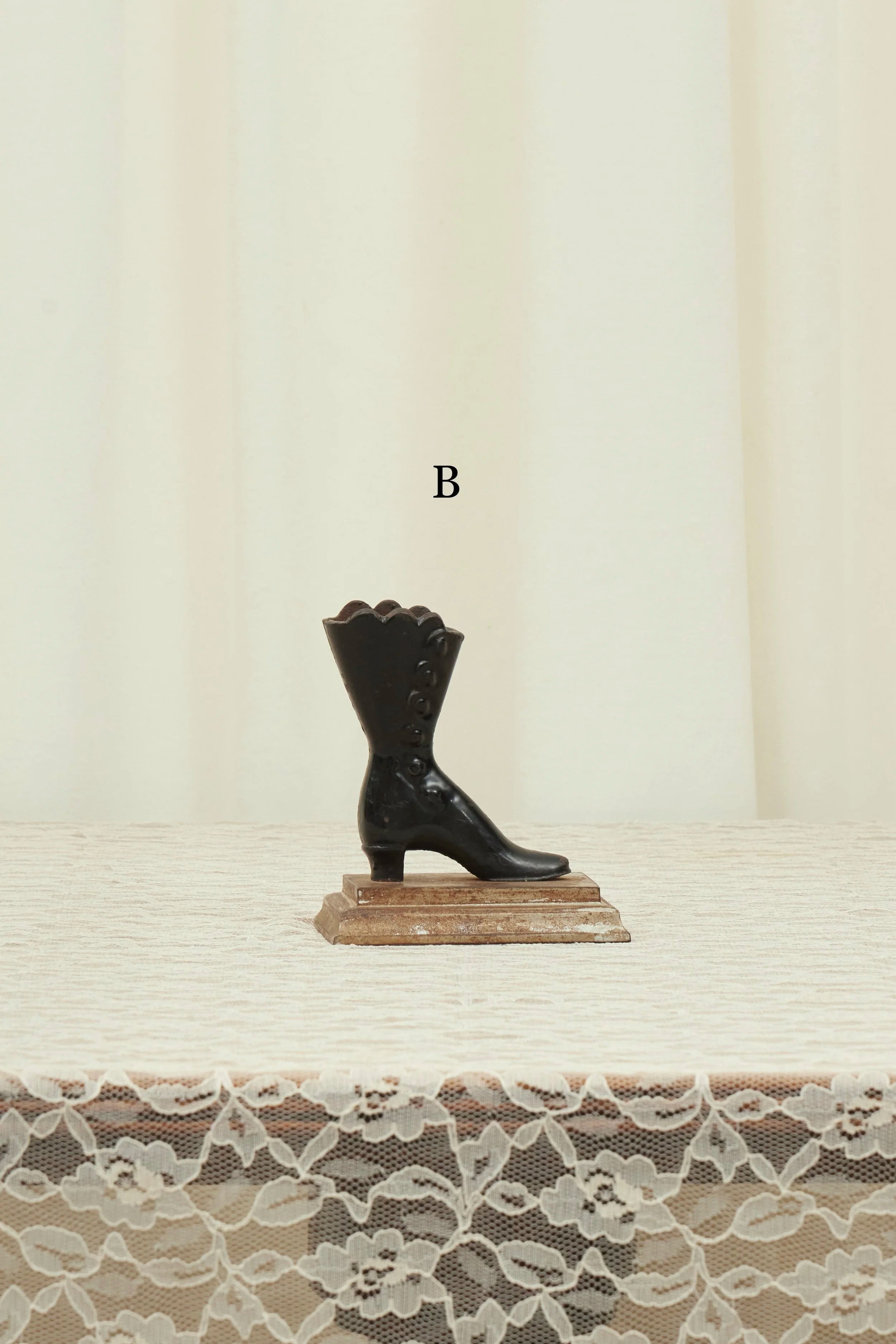 Vintage Boot Object/Holder