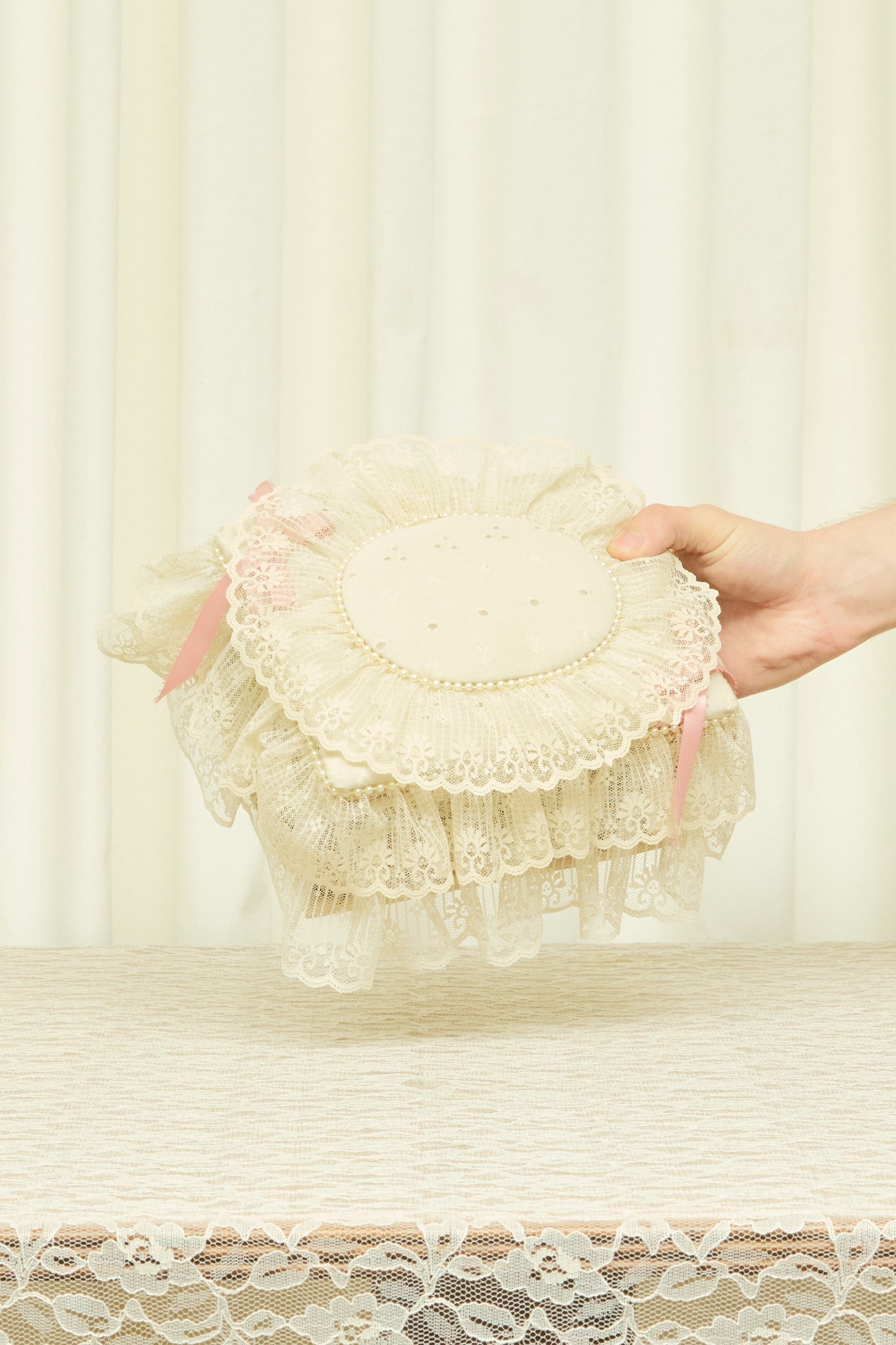 Vintage Lace Ruffled Box