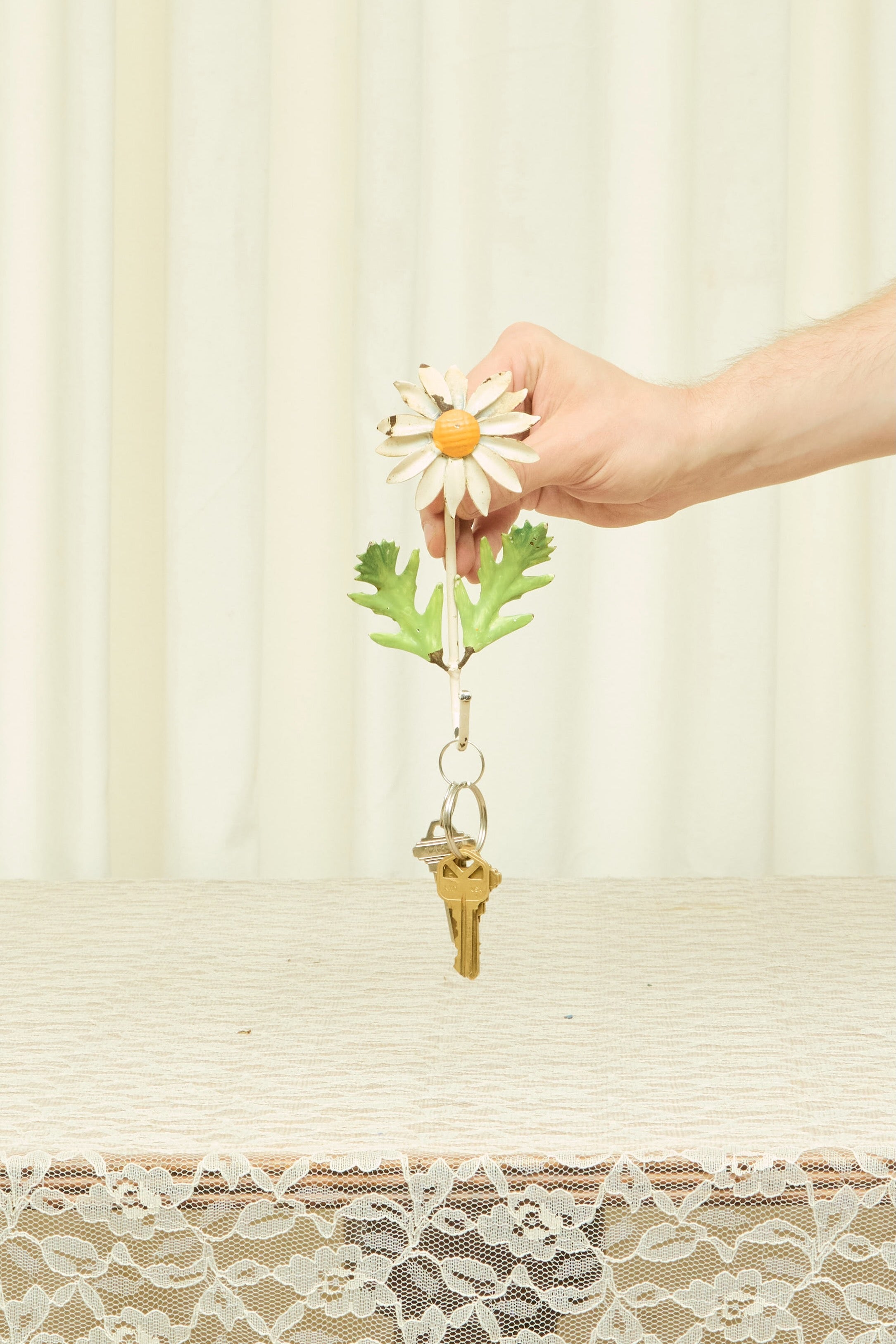 Vintage Metal Daisy Hook