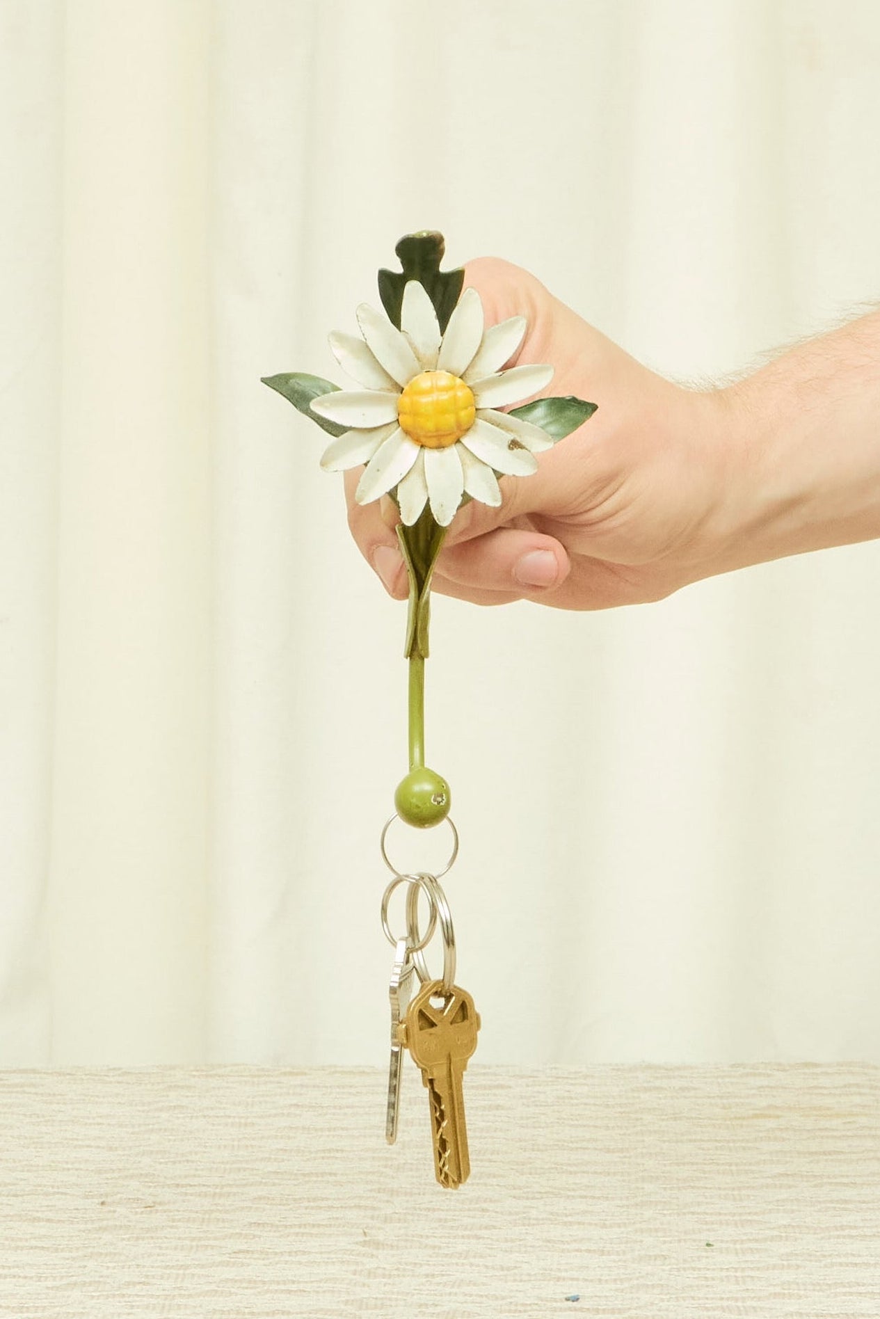 Vintage Metal Daisy Hook