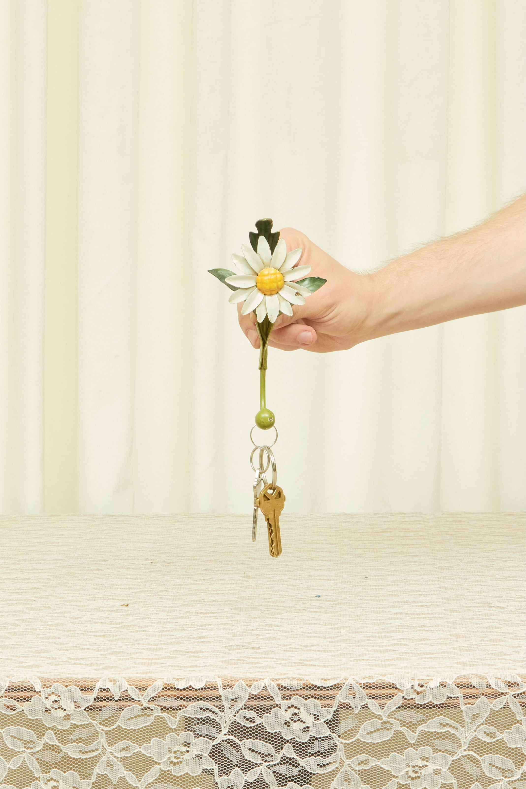 Vintage Metal Daisy Hook